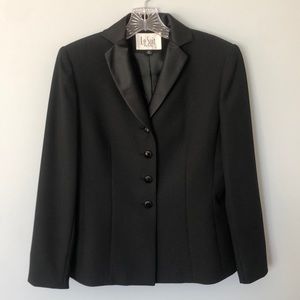 Le Suit Pantsuit Jacket in Black